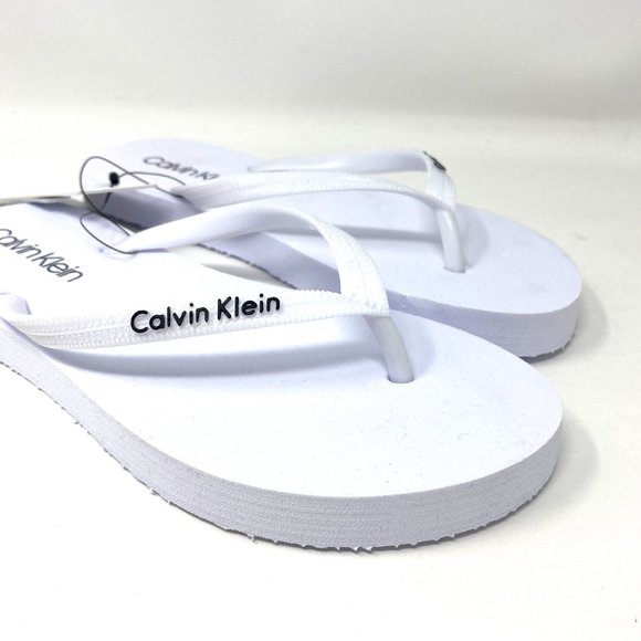 Calvin Klein Womens KCDAWNI-Z Dawni Flip Flop Smooth Footbed Sandal WHITE Rubber - Picture 2 of 9